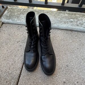 Stuart Weitzman McKenzie Black Leather Ankle Boots
